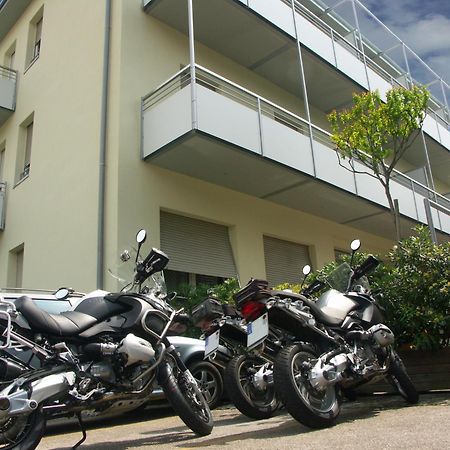 Hotel Villa Clara Torbole Sul Garda Bagian luar foto
